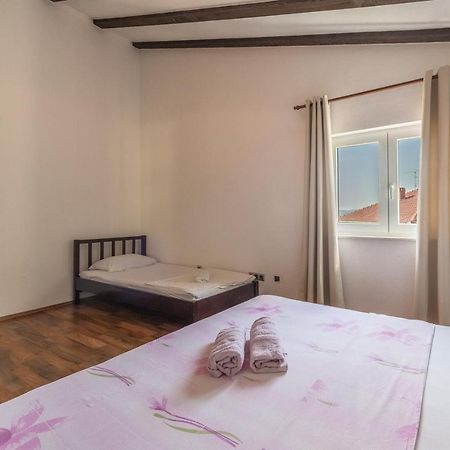 Apartments Tonci Og Okrug Gornji Zewnętrze zdjęcie