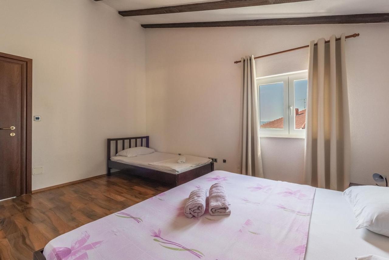 Apartments Tonci Og Okrug Gornji Zewnętrze zdjęcie