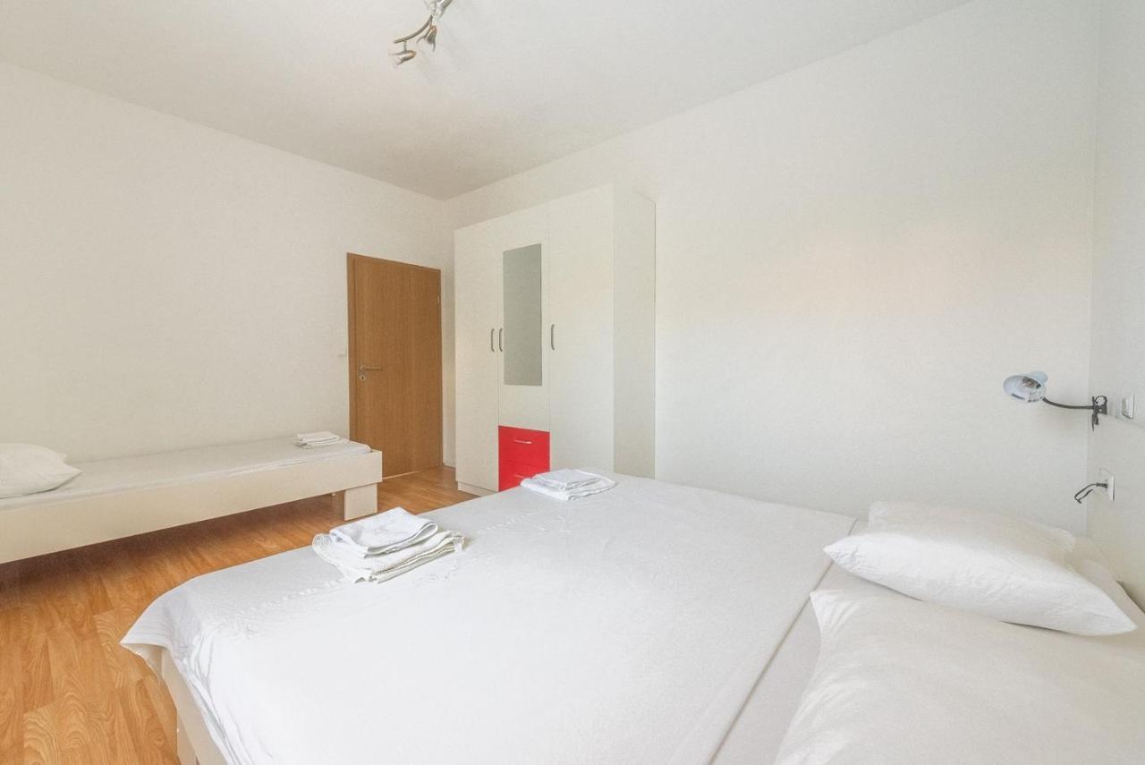 Apartments Tonci Og Okrug Gornji Zewnętrze zdjęcie