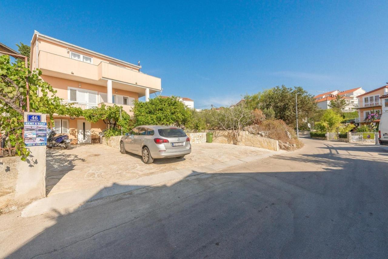 Apartments Tonci Og Okrug Gornji Zewnętrze zdjęcie